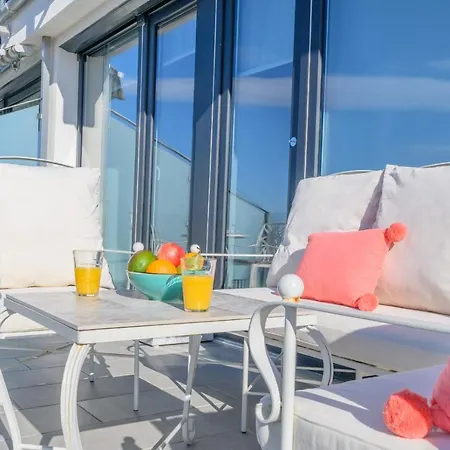 Apartamento Lelle Marine Voila