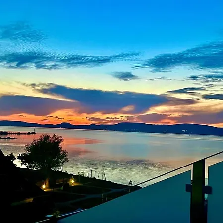 Lelle Marine Voila * Balatonlelle