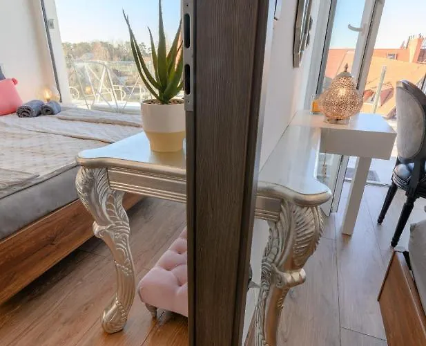 Lelle Marine Voila *