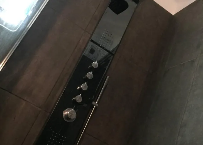 Lelle Marine Voila 公寓 巴拉通雷勒